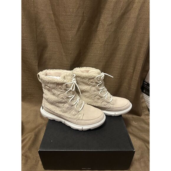 New Sorel Women's Explorer Next Joan Cozy Winter Boot Size 7 Small Glue Stain - Picture 2 of 11